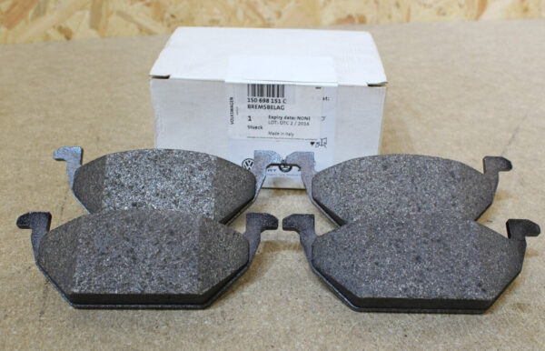 1S0698151E - New VOLKSWAGEN UP 121 Front Brake Pads Set 1S0698151E