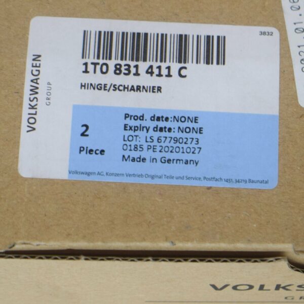 1T0831411C - NEW VOLKSWAGEN TOURAN 1T FRONT LEFT DOOR LOWER HINGE 1T0831411C