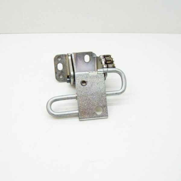 1T0831412C - VOLKSWAGEN CADDY 2K MK3 FRONT RIGHT DOOR LOWER HINGE 1T0831412C NEW GENUINE