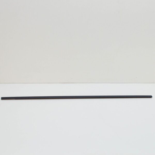 1T0837478E5AP - NEW VW TOURAN 1T FRONT RIGHT OUTER WINDOW APERTURE SEAL 1T0837478E5AP ORIGINAL