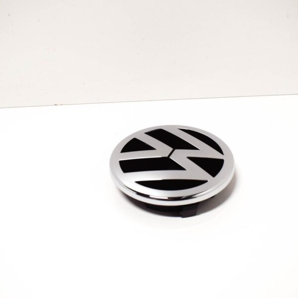 1T0853601A - Volkswagen Golf V Front Grill Badge Emblem 1T0853601AFDY New Genuine