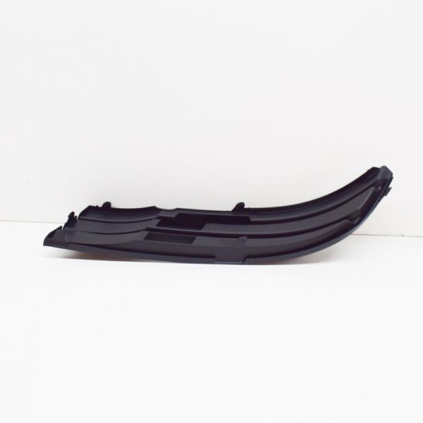1T0853666J9B9 - NEW VOLKSWAGEN TOURAN 1T FRONT BUMPER RIGHT GRILLE 1T0853666J9B9 2008