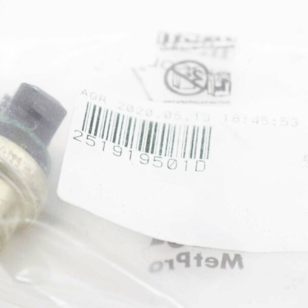 251919501D - NEW VOLKSWAGEN GOLF MK2 COOLANT TEMPERATURE SENSOR UNIT 251919501D GENUINE