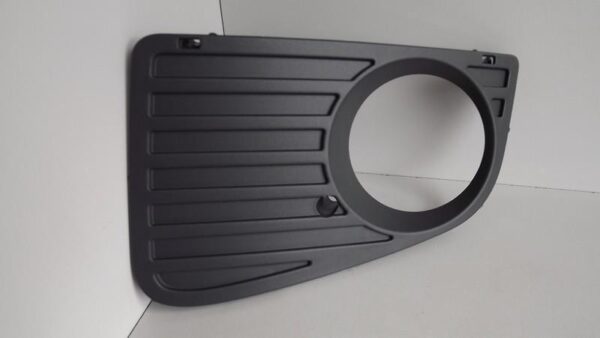 2E0807675 - New Genuine VW CRAFTER Front Bumper Fog Light Lamp Grille Left N/S 2E0807675 OEM