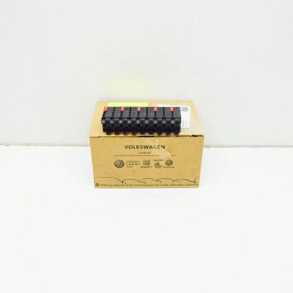 2E0937505C - NEW VW CRAFTER 30-35 CENTRAL ELECTRIC FUSE HOLDER 2E0937505C ORIGINAL