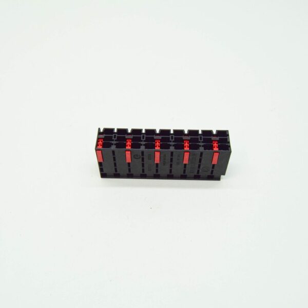 2E0937505C - NEW VW CRAFTER 30-35 CENTRAL ELECTRIC FUSE HOLDER 2E0937505C ORIGINAL
