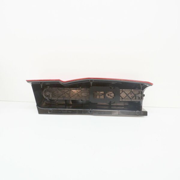 2E0945095 - NEW VW CRAFTER 2F MK1 REAR LEFT TAILLIGHT 2E0945095