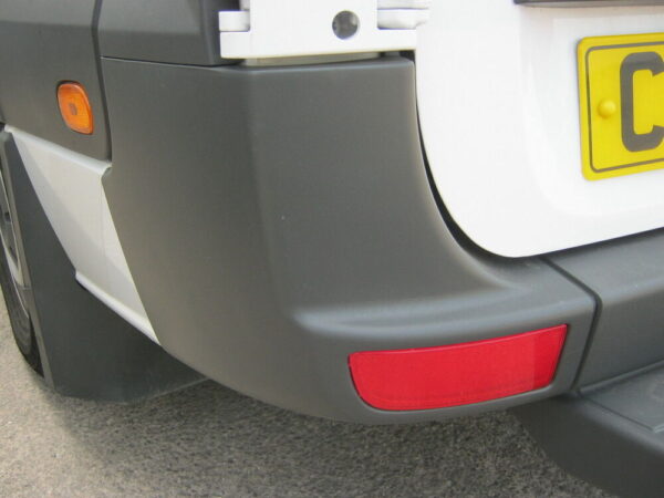 2E0945105 - New Genuine VOLKSWAGEN CRAFTER Set Of Rear Bumper Left And Right Reflectors OEM