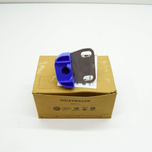 2E1829635 - VW Crafter 2F MK1 mounting block for rear wing door 2E1829635, original part