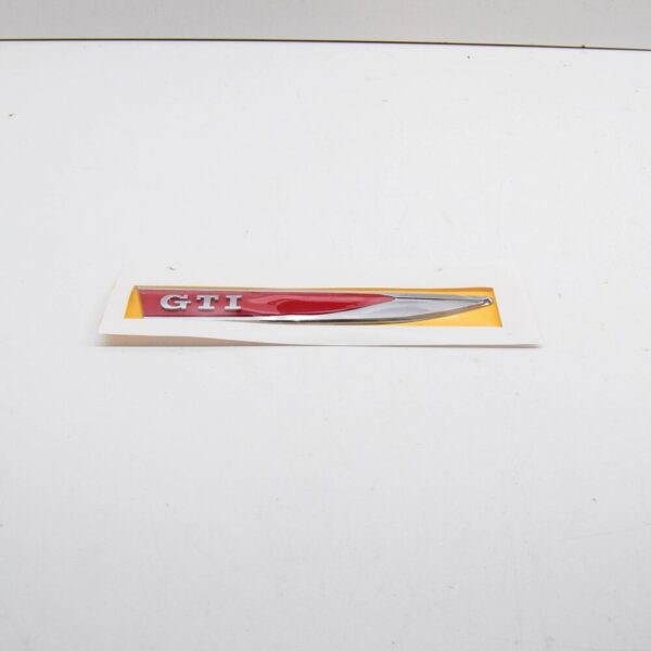 2G0853688JZQ - VW POLO AW MK6 RIGHT FENDER EMBLEM BADGE 2G0853688JZQ NEW GENUINE