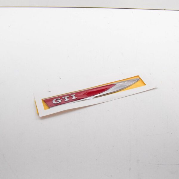 2G0853688JZQ - VW POLO AW MK6 RIGHT FENDER EMBLEM BADGE 2G0853688JZQ NEW GENUINE