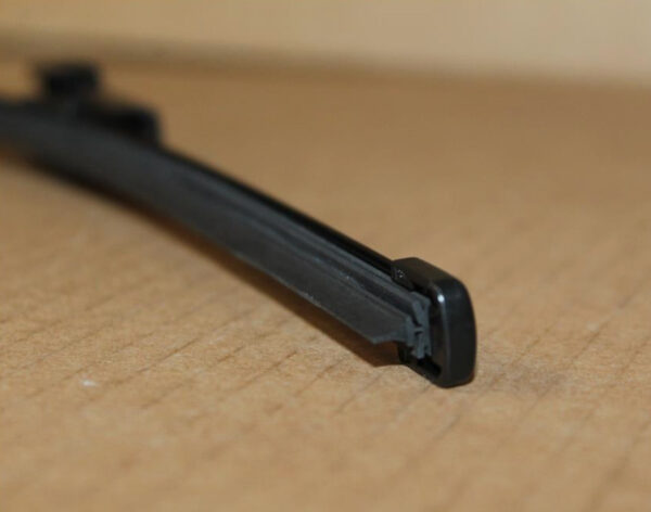 2G0955427 - New VW Polo AW MK6 Rear Aero Wiper Blade 2G0955427 Genuine