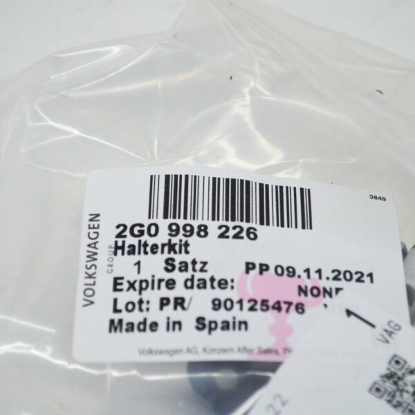 2G0998226 - NEW VW POLO AW FRONT RIGHT HEADLIGHT BRACKET REPAIR SET 2G0998226 ORIGINAL