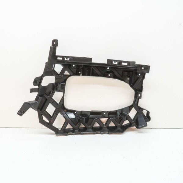 2GA807724C - NEW VOLKSWAGEN T-ROC A11 FRONT RIGHT BUMPER BRACKET 2GA807724C ORIGINAL