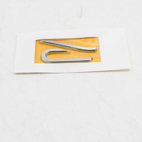 2GA853675G2ZZ - NEW VOLKSWAGEN T-ROC REAR EMBLEM BADGE 2GA853675G2ZZ ORIGINAL