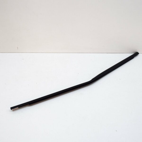 2GM837477B5AP - NEW VW T-CROSS C11 FRONT LEFT DOOR WINDOW OUTER STRIP 2GM837477B5AP