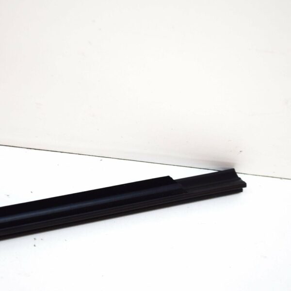 2GM837477B5AP - NEW VW T-CROSS C11 FRONT LEFT DOOR WINDOW OUTER STRIP 2GM837477B5AP