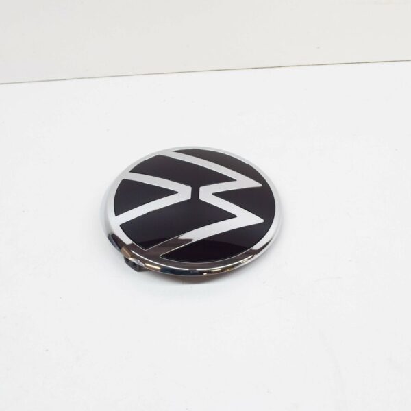 2GM853601FDPJ - NEW VOLKSWAGEN T-ROC FRONT EMBLEM BADGE 2GM853601FDPJ