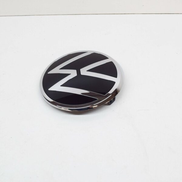 2GM853601FDPJ - NEW VOLKSWAGEN T-ROC FRONT EMBLEM BADGE 2GM853601FDPJ