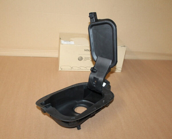 2GS809857 - New VW POLO AW MK6 Fuel Filler Door With Housing 2GS809857