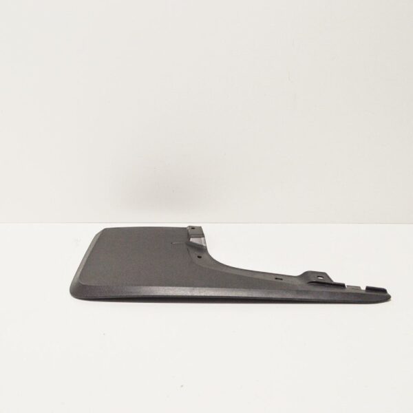 2H0075111D - NEW VW AMAROK FRONT MUDFLAP SET 2H0075111D