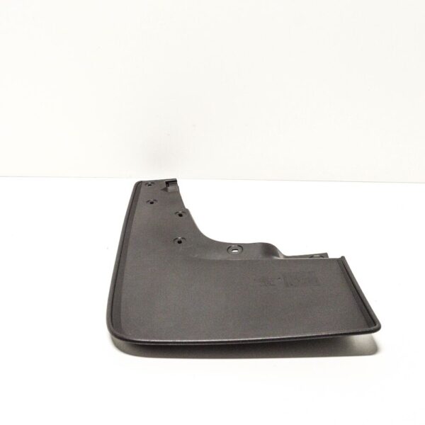 2H0075111E - NEW VW AMAROK FRONT MUDFLAPS 2H0075111E