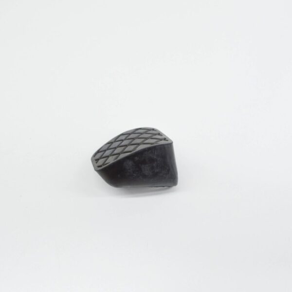 2H0721173 - VW AMAROK 2H Brake Pedal Rubber Cap 2H0721173 NEW GENUINE
