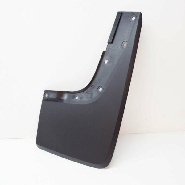 2H0821810G9B9 - NEW VOLKSWAGEN AMAROK FRONT RIGHT MUD FLAP 2H0821810G9B9
