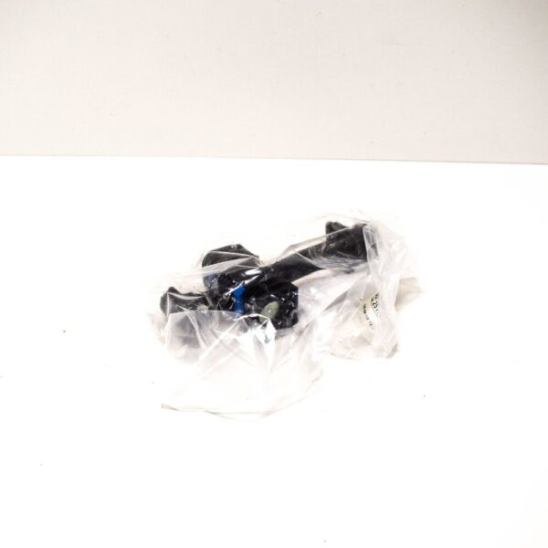 2H0837249 - NEW VOLKSWAGEN AMAROK 2H FRONT DOOR CATCH LEFT OR RIGHT 2H0837249