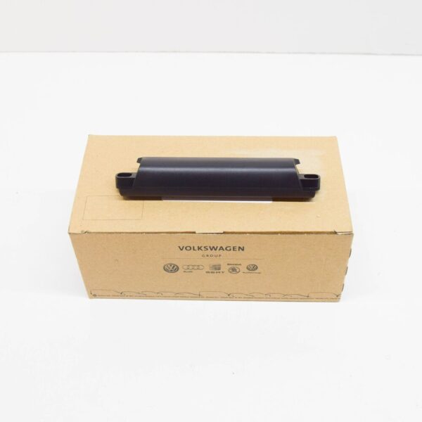 2H0867179B9B9 - VW AMAROK Front Door Pull Handle Cover Cap 2H0867179B9B9 NEW GENUINE