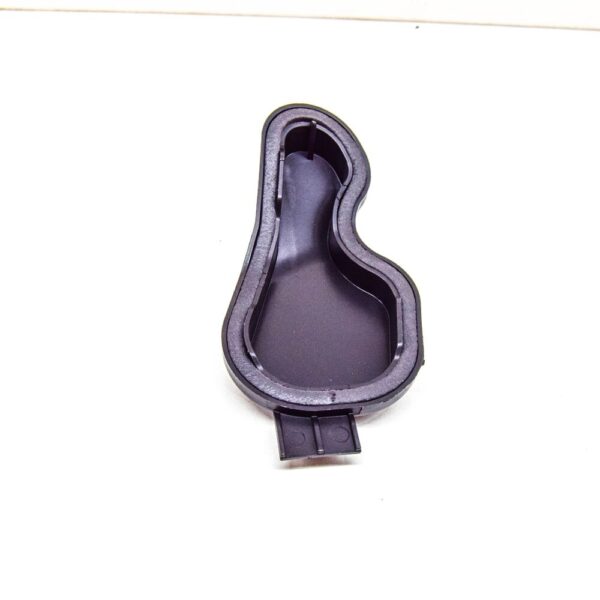 2H0941608 - Volkswagen AMAROK 2H Right Dipped Headlight Cover Cap 2H0941608 NEW GENUINE
