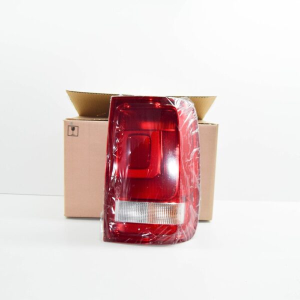 2H1945096H - VW Amarok 2H taillight light rear right 2H1945096H NEW