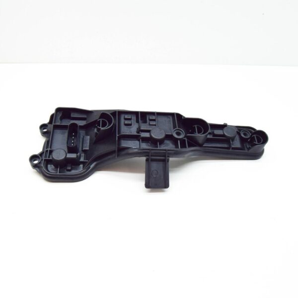 2H1945257 - VW Amarok 2H lamp holder rear left 2H1945257 New