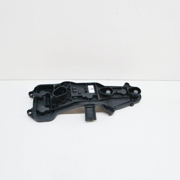 2H2945257C - New Volkswagen AMAROK 2H Rear Left Tail Lamp Bulb Carrier 2H2945257C