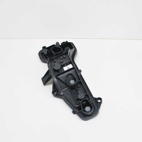 2H2945257C - New Volkswagen AMAROK 2H Rear Left Tail Lamp Bulb Carrier 2H2945257C
