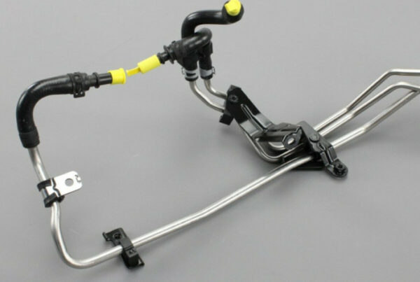 2H6130307D - NEW VOLKSWAGEN AMAROK FUEL PIPE 2H6130307D ORIGINAL