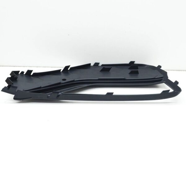 2H6807489E9B9 - NEW VW AMAROK S1B FRONT LEFT BUMPER FOG LIGHT GRILLE 2H6807489E9B9