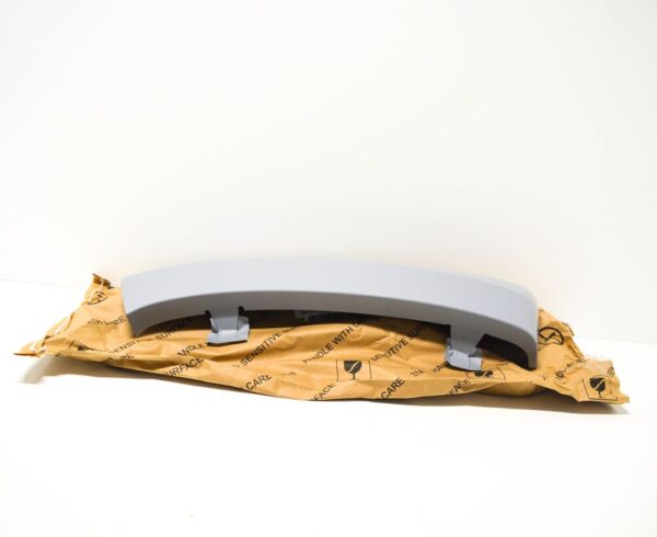 2H6853728GRU - Volkswagen AMAROK 2H Front Right Wheel Cover 2H6853728GRU NEW GENUINE