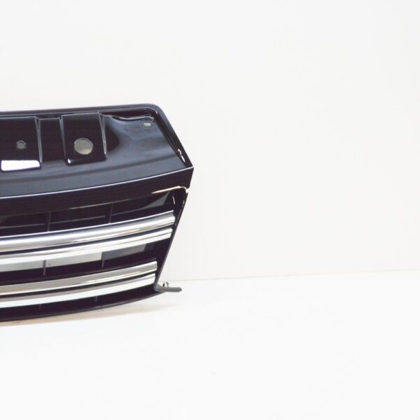 2H7853651 - Volkswagen AMAROK Radiator Grille 2H7853651FOD NEW REAL