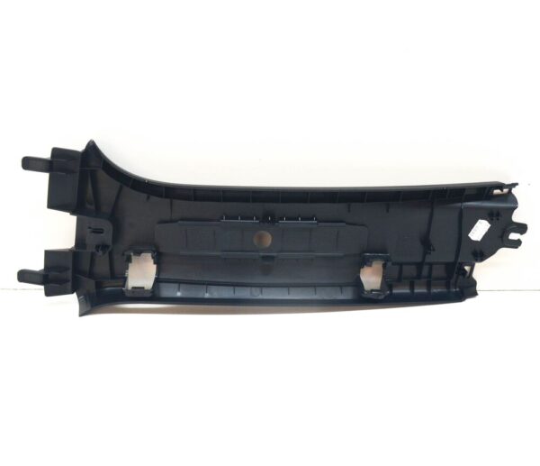 2H7867244M82V - NEW VOLKSWAGEN AMAROK RIGHT UPPER B PILLAR TRIM 2H7867244M82V ORIGINAL