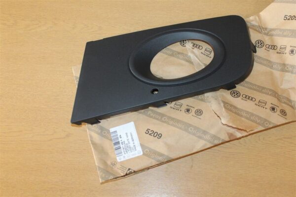 2HH807489A9B9 - New Genuine VW AMAROK Front Left Bumper Fog Light Grill Cover 2HH807489A9B9 OEM
