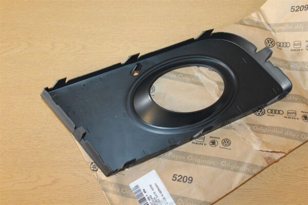 2HH807489A9B9 - New Genuine VW AMAROK Front Left Bumper Fog Light Grill Cover 2HH807489A9B9 OEM