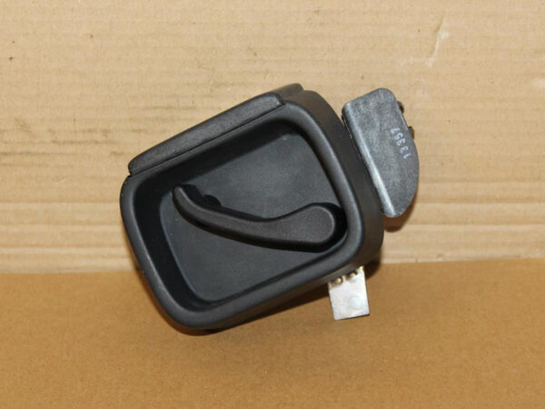 2K0827185B9B9 - NEW VW CADDY SB MK4 REAR DOOR ACTUATING LEVER 2K0827185B9B9 ORIGINAL