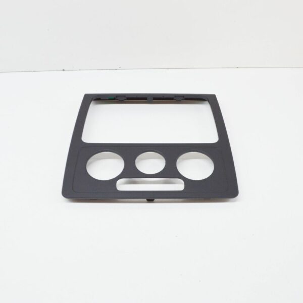 2K0858061A - VOLKSWAGEN CADDY 2K MK3 Dashboard Center Bezel 2K0858061A9B9 NEW