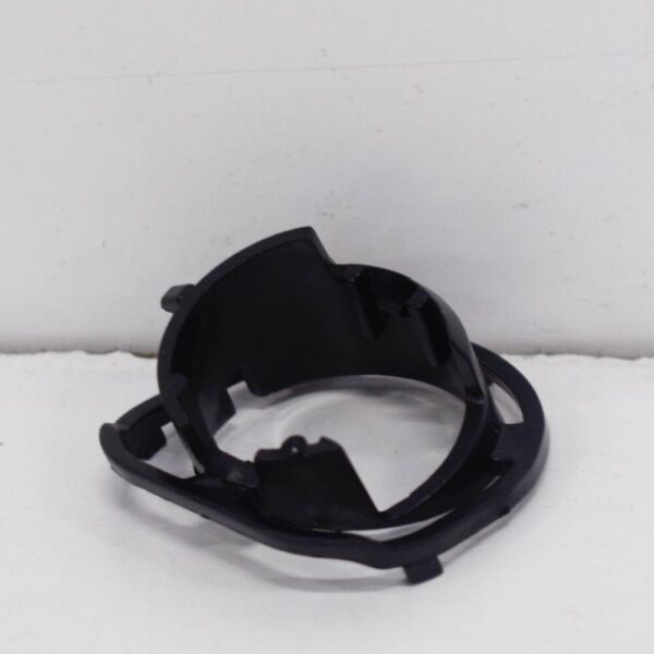 2K0919504B - NEW VOLKSWAGEN CADDY 2K REAR RIGHT PDC BUMPER BRACKET 2K0919504B ORIGINAL