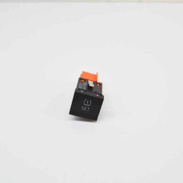 2K0927121WHS - NEW VW CADDY IV SA MK6 TYRE PRESSURE WARNING PUSHBUTTON 2K0927121WHS ORIGINAL
