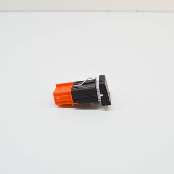 2K0927121WHS - NEW VW CADDY IV SA MK6 TYRE PRESSURE WARNING PUSHBUTTON 2K0927121WHS ORIGINAL