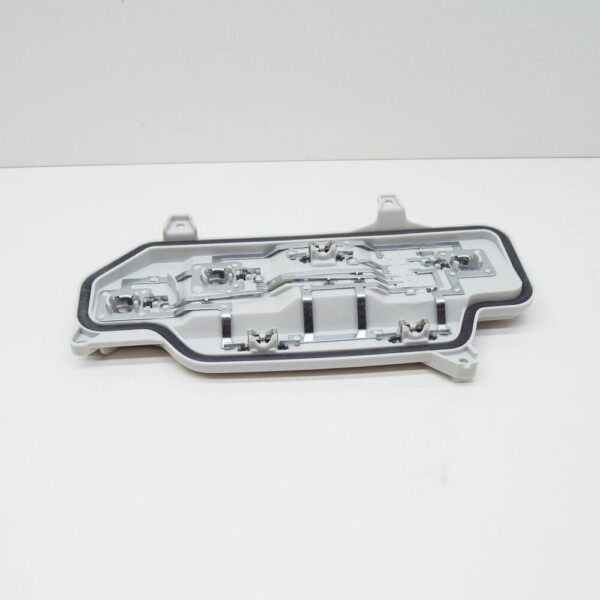 2K1945257B - NEW VOLKSWAGEN CADDY MK3 REAR LEFT GLUHLAMP CARRIER 2K1945257B ORIGINAL
