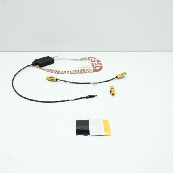 2K5035526T - NEW VOLKSWAGEN CADDY 2K AERIAL MODULE 2K5035526T ORIGINAL