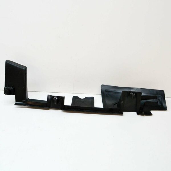 2K5121284A - NEW VOLKSWAGEN CADDY MK3 2K RIGHT SIDE AIR GUIDE 2K5121284A ORIGINAL